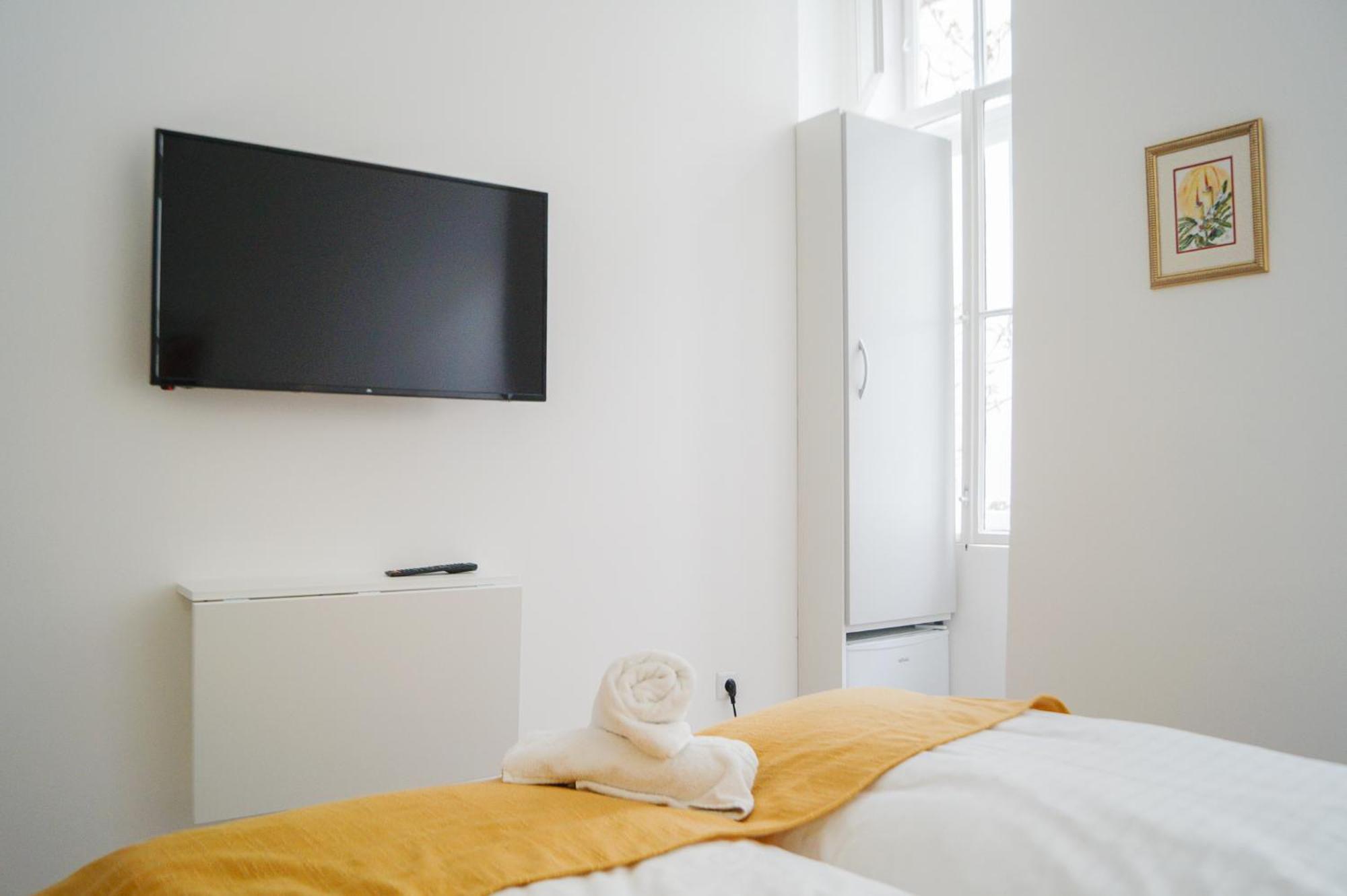 Mariahilfer Boutique Rooms - Virtual Reception & Self-Checkin Вена Экстерьер фото