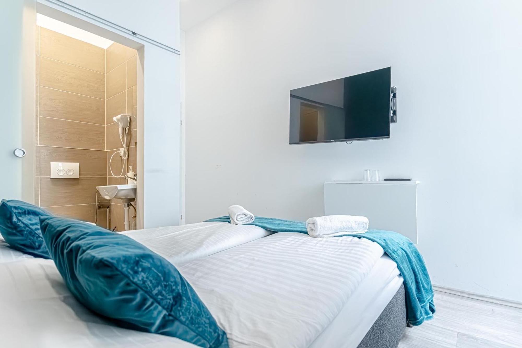 Mariahilfer Boutique Rooms - Virtual Reception & Self-Checkin Вена Экстерьер фото