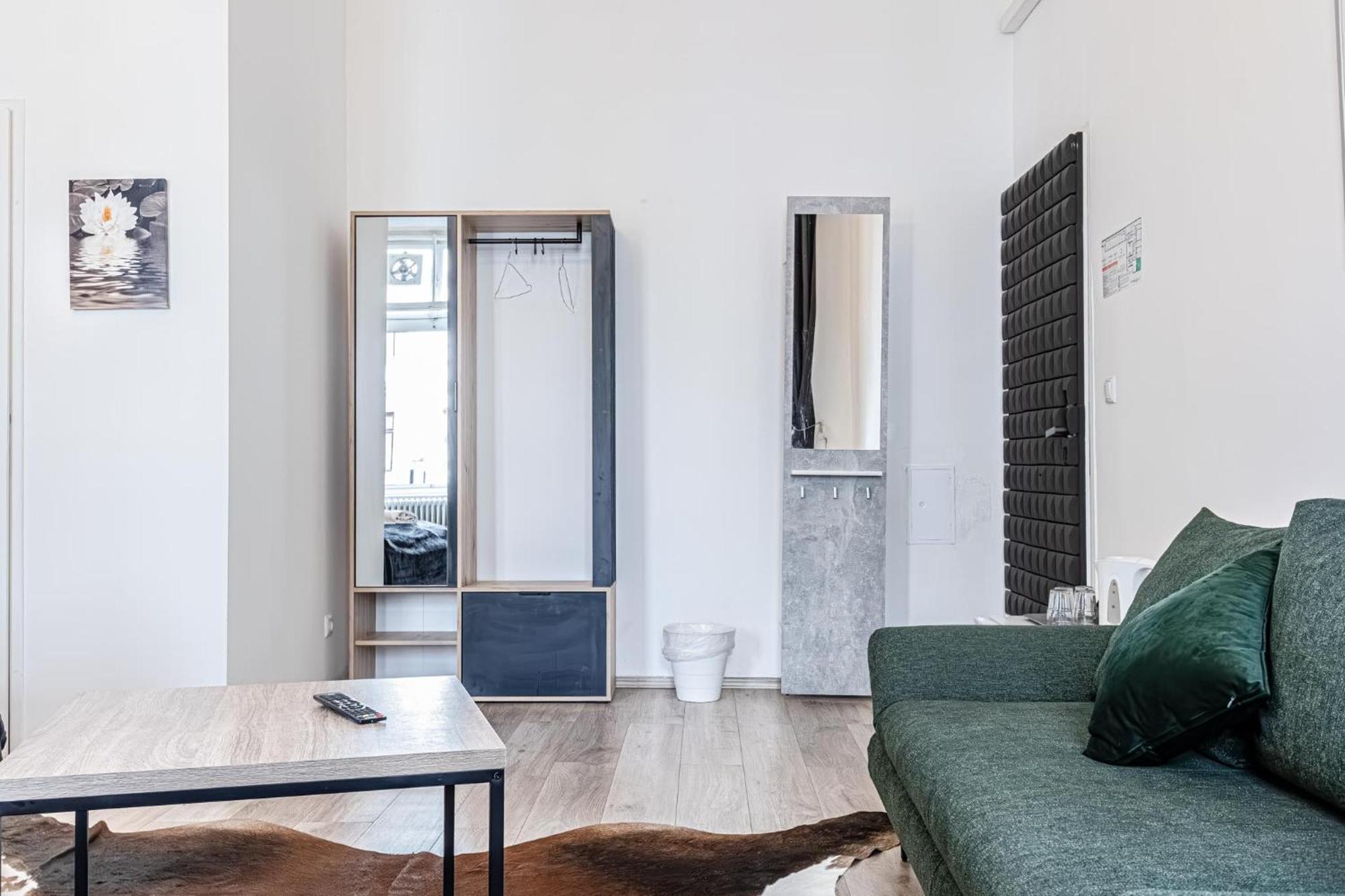 Mariahilfer Boutique Rooms - Virtual Reception & Self-Checkin Вена Экстерьер фото
